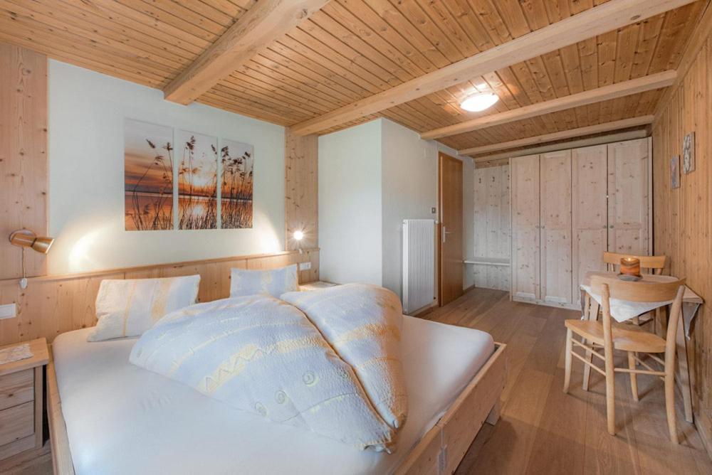 Apartamento Kradorferhof Santa Maddalena in Casies Habitación foto
